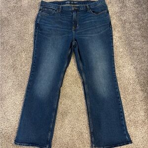 Old Navy Men's Bootcut Jeans in Dark Blue